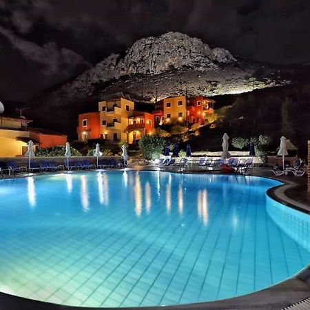 Amazones Driades Apartments Piskopiano Luaran gambar